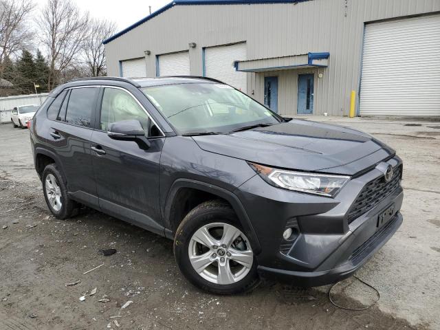 2021 TOYOTA RAV4 XLE - JTMP1RFV4MD075446