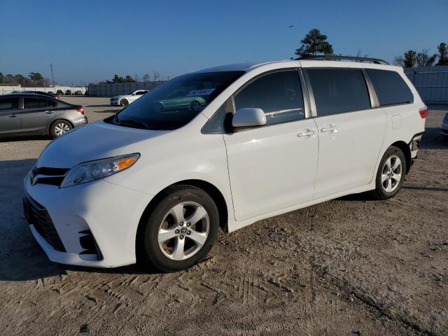 2018 TOYOTA SIENNA LE - 5TDKZ3DC0JS905888