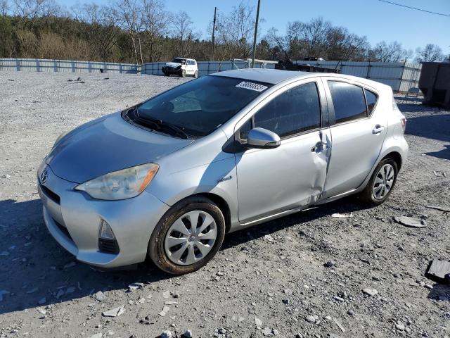 2013 Toyota Prius c 