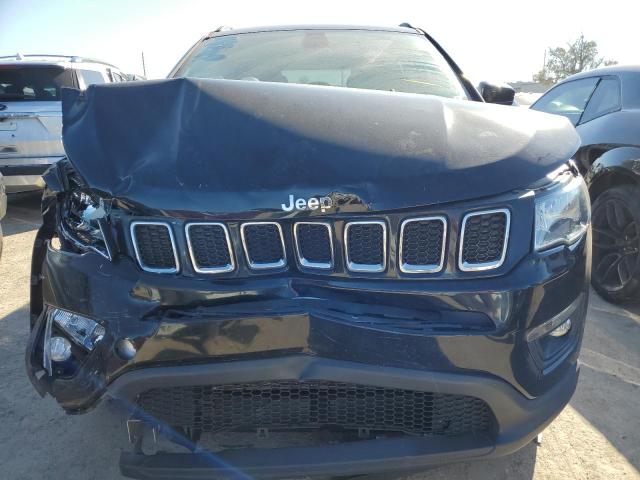 3C4NJCBB8KT725953 Jeep Compass Latitude