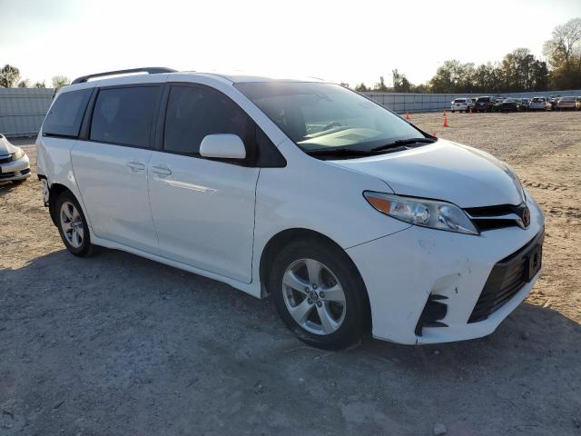 2018 TOYOTA SIENNA LE - 5TDKZ3DC0JS905888