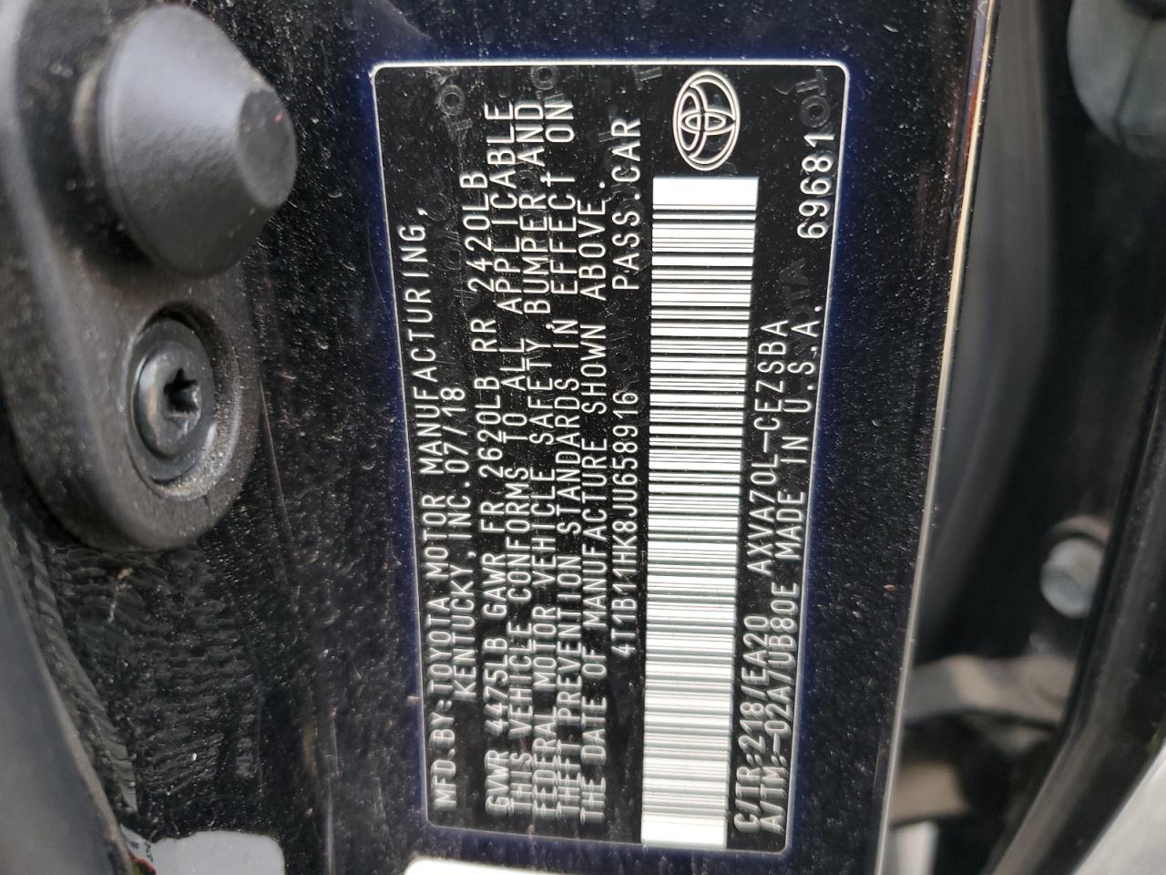 4T1B11HK8JU658916 TOYOTA CAMRY 2018