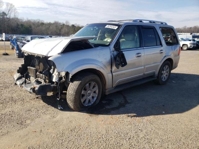 2004 Lincoln Navigator 