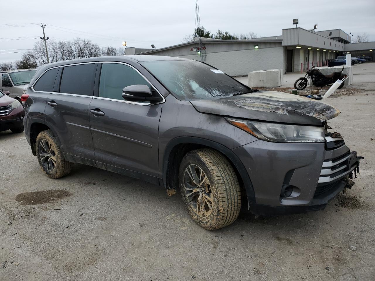 2019 Toyota Highlander - Image 4