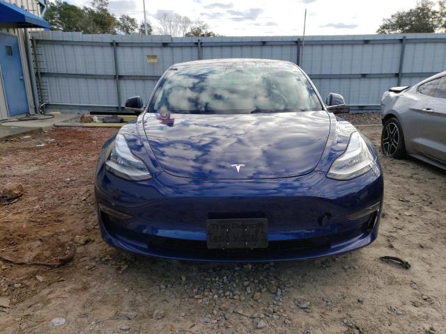 5YJ3E1EB8JF064417 Tesla MODEL 3