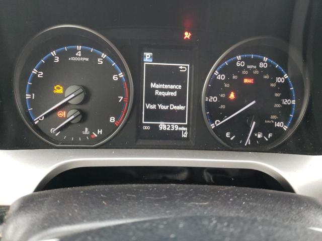 2017 TOYOTA RAV4 XLE JTMWFREV4HJ714379