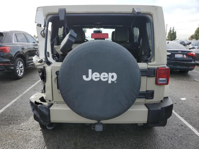 1C4BJWEG4HL601243 Jeep Wrangler Unlimited Sahara