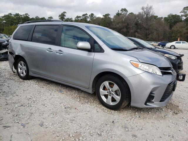 2018 TOYOTA SIENNA LE - 5TDKZ3DCXJS956511