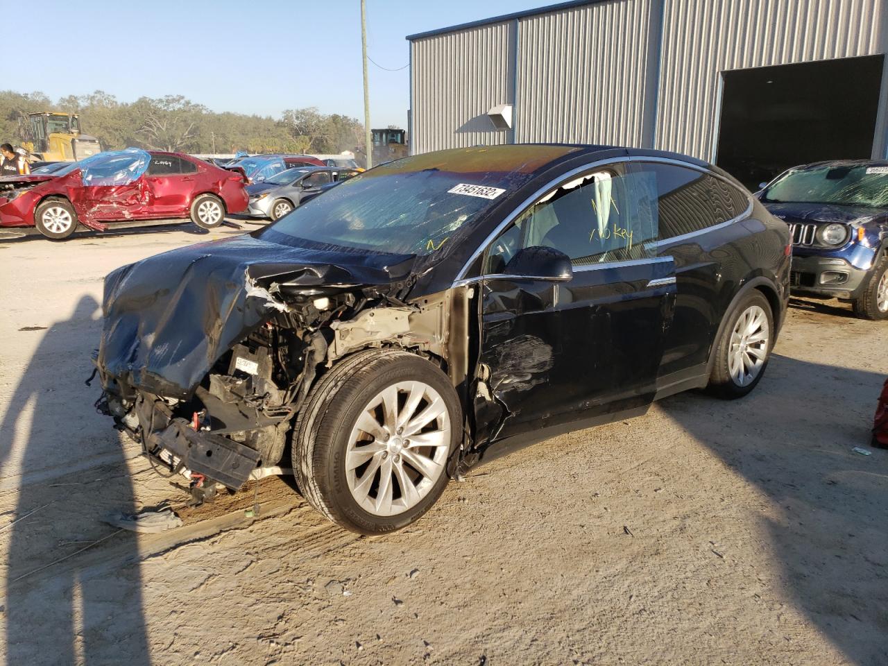 5YJXCDE25JF104204 TESLA MODEL X 2018