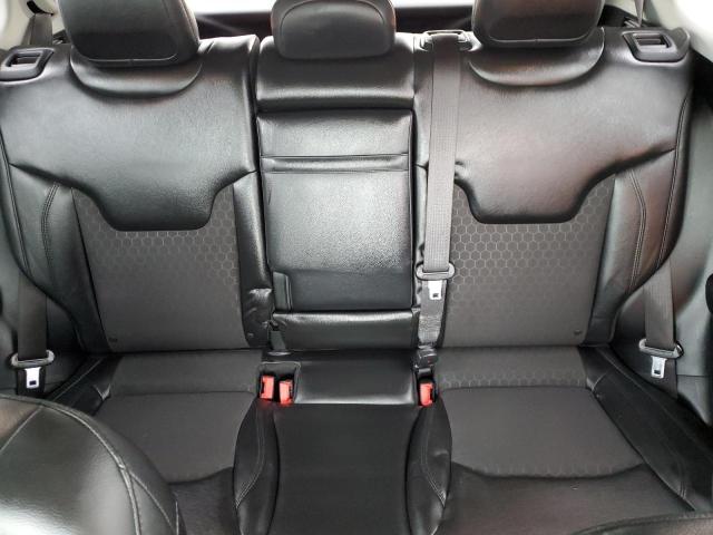 3C4NJCBBXJT327058 Jeep Compass Latitude