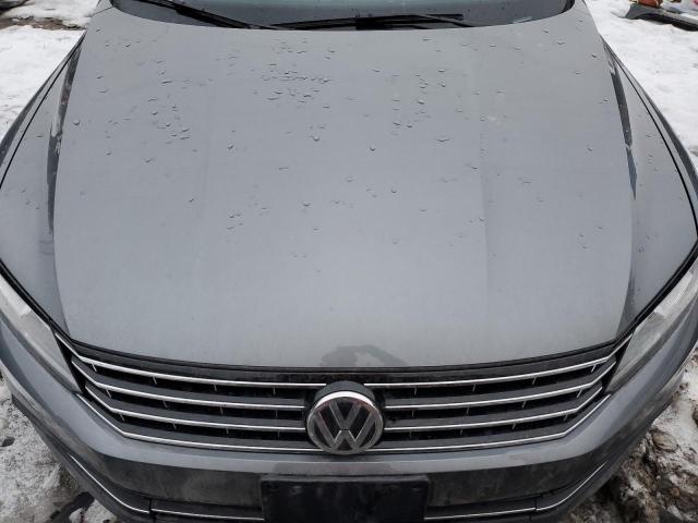 2017 VOLKSWAGEN PASSAT SE - 1VWBT7A37HC073973
