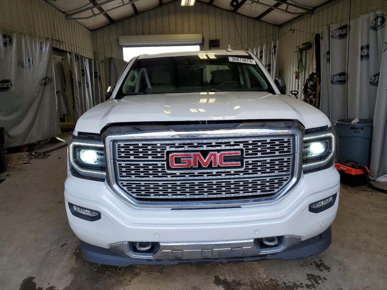 2017 GMC Sierra K1500 Denali vin: 3GTU2PEJXHG125732