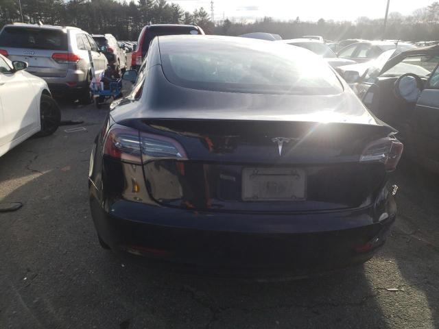 5YJ3E1EB3KF388702 Tesla MODEL 3