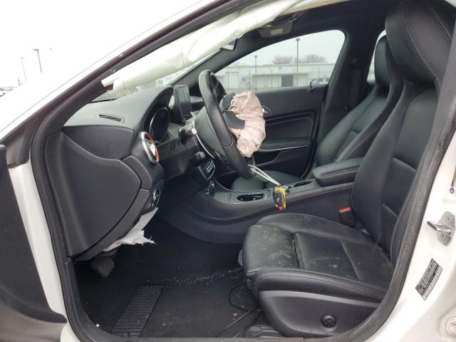 WDDSJ4EB6JN673750 Mercedes-Benz CLA 250