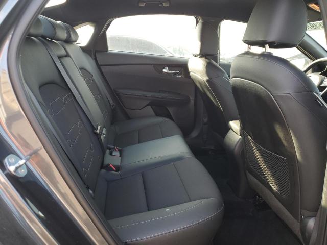 3KPF54AD4NE448308 KIA Forte Gt Line