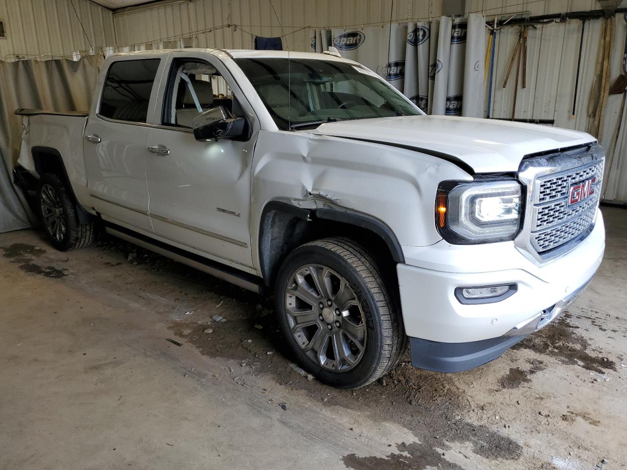 2017 GMC Sierra K1500 Denali vin: 3GTU2PEJXHG125732