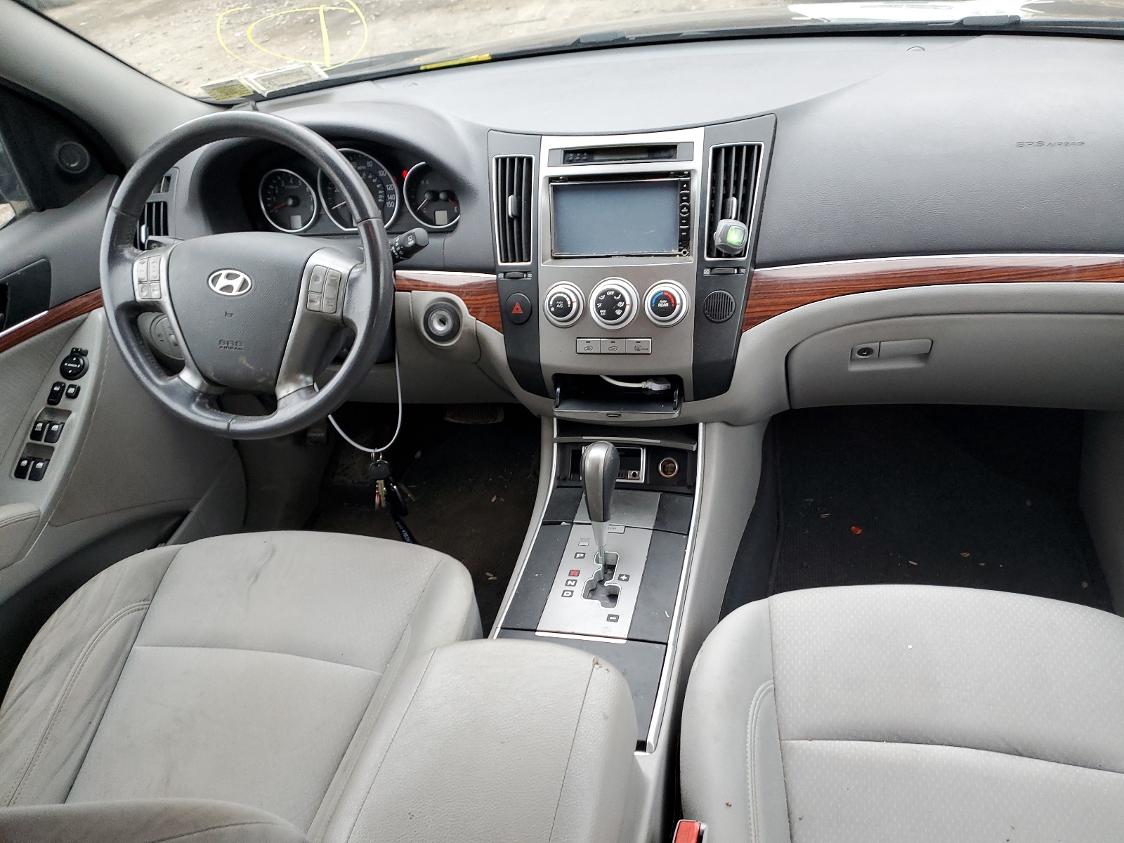 KM8NU73C88U073190 2008 Hyundai Veracruz Gls