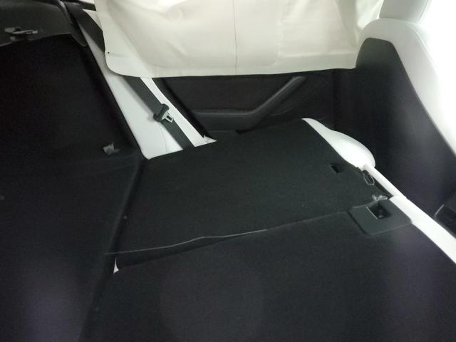 5YJ3E1EB0NF202229 Tesla MODEL 3
