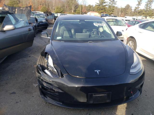 5YJ3E1EB3KF388702 Tesla MODEL 3