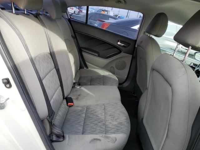 KNAFK4A68F5380390 KIA FORTE LX