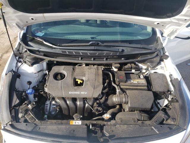 3KPFK4A76HE133310 KIA FORTE LX