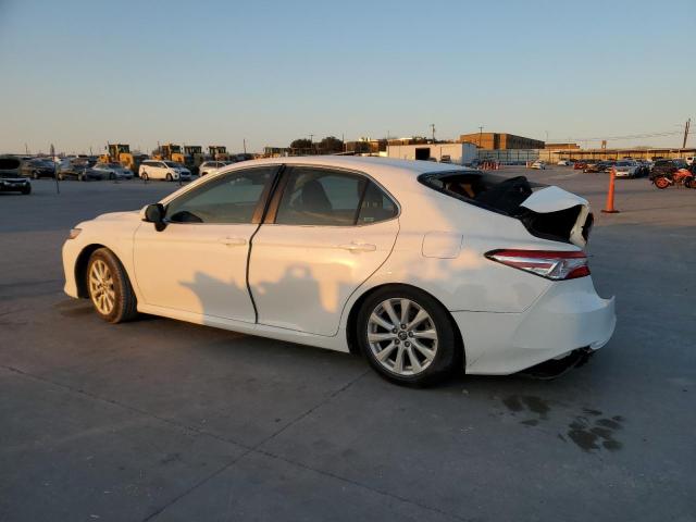 2018 TOYOTA CAMRY L - 4T1B11HK0JU593771