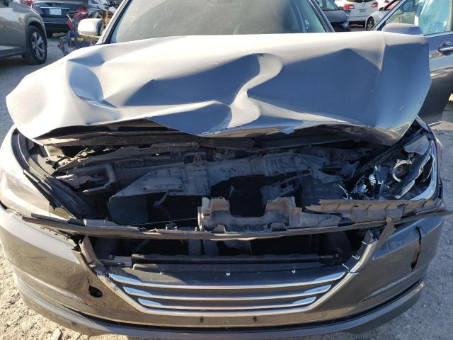 2016 HYUNDAI GENESIS 3. KMHGN4JE2GU131981