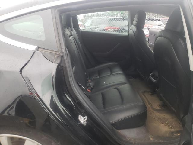 5YJ3E1EB3KF388702 Tesla MODEL 3