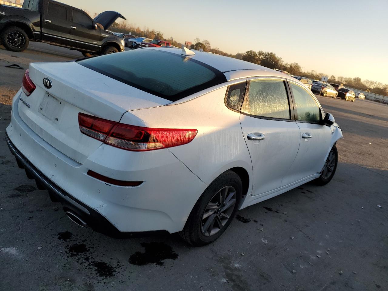 5XXGT4L39LG407756 2020 Kia Optima Lx