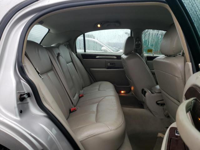 2LNHM82W08X656036 Lincoln TOWNCAR