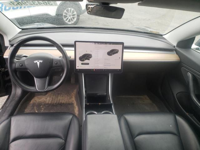 5YJ3E1EB3KF388702 Tesla MODEL 3