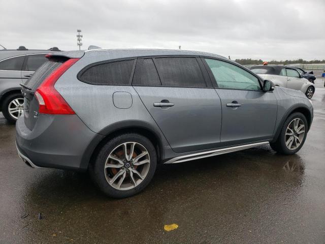 2018 VOLVO V60 CROSS YV440MWKXJ2059352