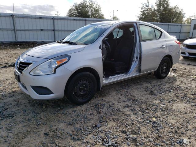 Salvage cars for sale from Copart Midway, FL: 2017 Nissan Versa S