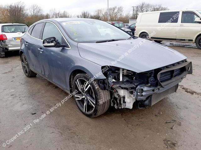 YV1MV28L0J2457411 Volvo V40 R-desi
