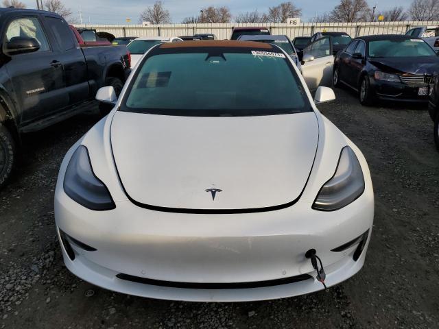5YJ3E1EA2JF153097 Tesla MODEL 3