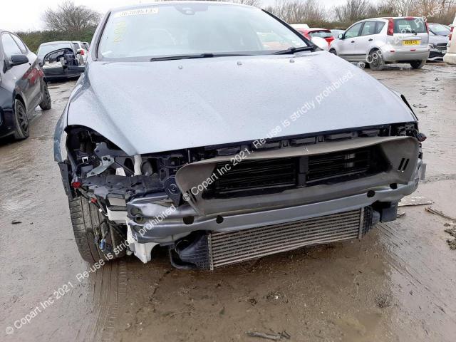 YV1MV28L0J2457411 Volvo V40 R-desi