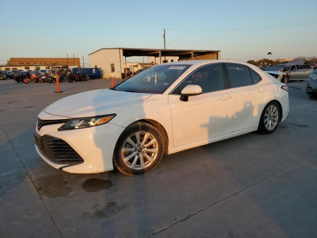 2018 TOYOTA CAMRY L - 4T1B11HK0JU593771