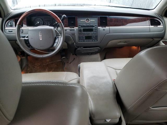 2LNHM82W08X656036 Lincoln TOWNCAR