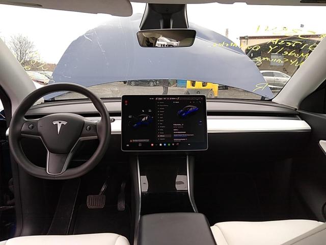 5YJYGDEE8MF083355 Tesla Model Y