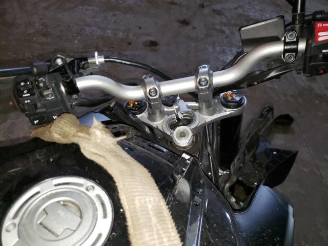 2017 YAMAHA FZ10 JYARN48E4HA000276