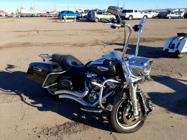 Salvage motorcycles for sale at Phoenix, AZ auction: 2017 Harley-Davidson Flhr Road