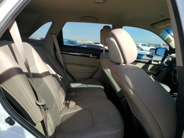 5XYKT3A6XEG484989 KIA SORENTO LX