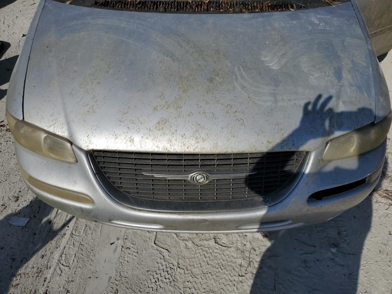 2000 Chrysler Town & Country Limited VIN: 1C4GP64L8YB620841 Lot: 36059263