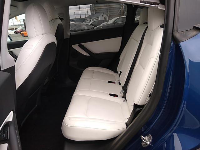 5YJYGDEE8MF083355 Tesla Model Y