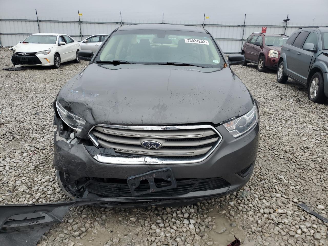 1FAHP2D83KG110650 2019 Ford Taurus Se