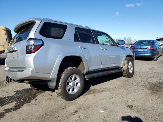 2018 TOYOTA 4RUNNER SR - JTEBU5JR2J5599846