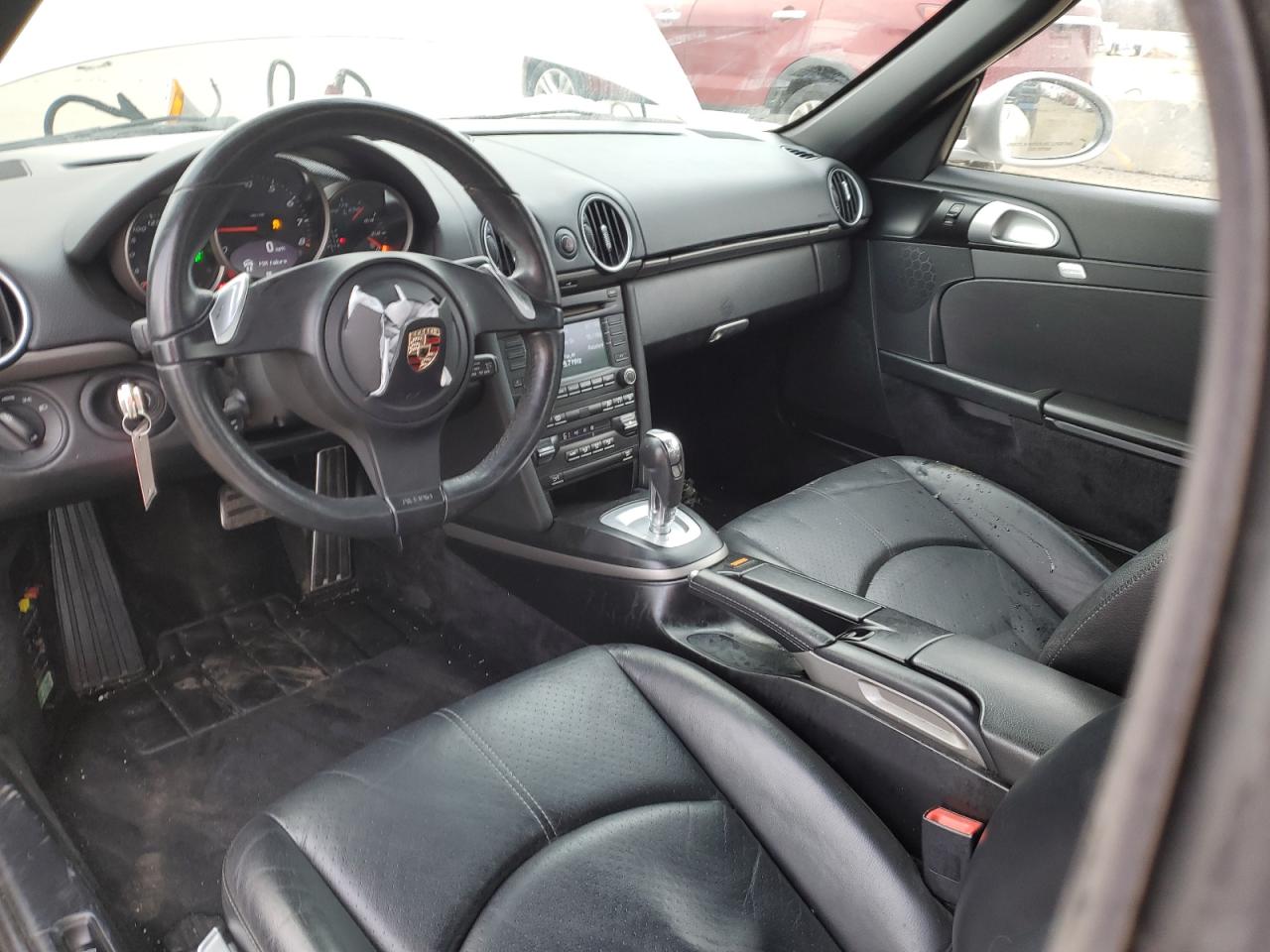 2011 Porsche Boxster VIN: WP0CA2A8XBU710268 Lot: 36851483
