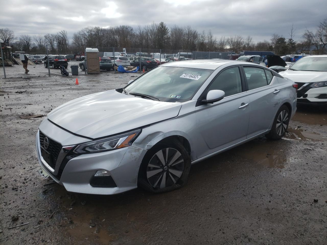 2022 Nissan Altima Sv