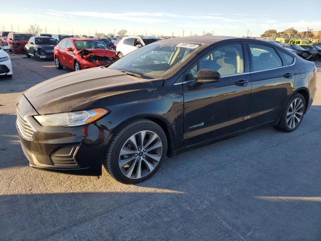 Salvage cars for sale from Copart Grand Prairie, TX: 2019 Ford Fusion SE