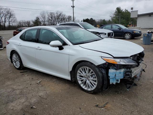 2018 TOYOTA CAMRY L - 4T1B11HK2JU052608
